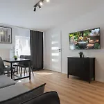 Flow Apartments - Swietego Pawla 10