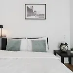 Flow Apartments - Swietego Pawla 10