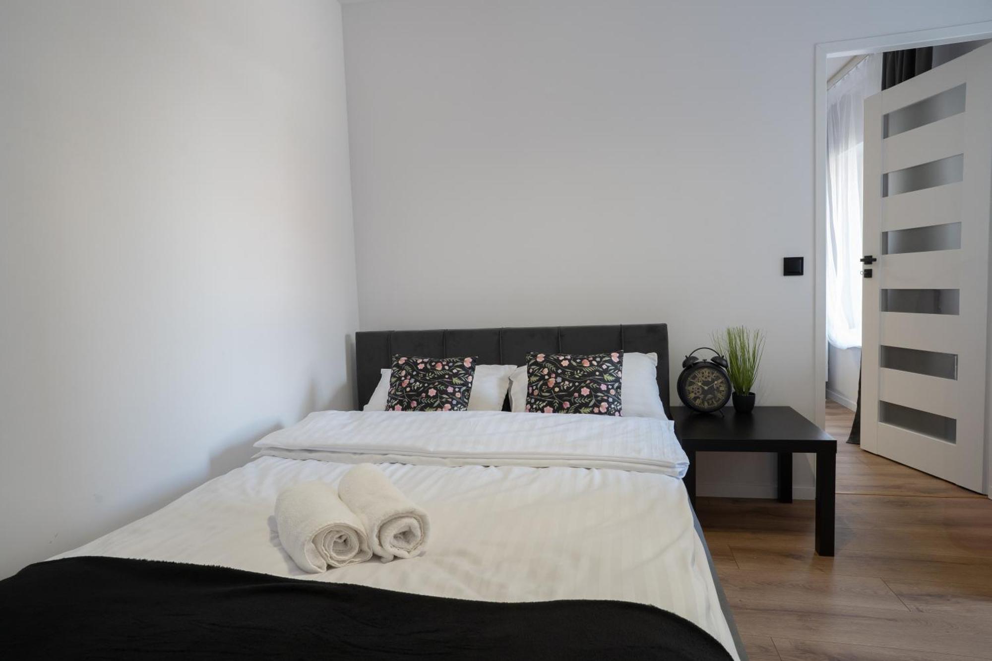 Flow - Swietego Pawla 10 Hotel apartamentowy *