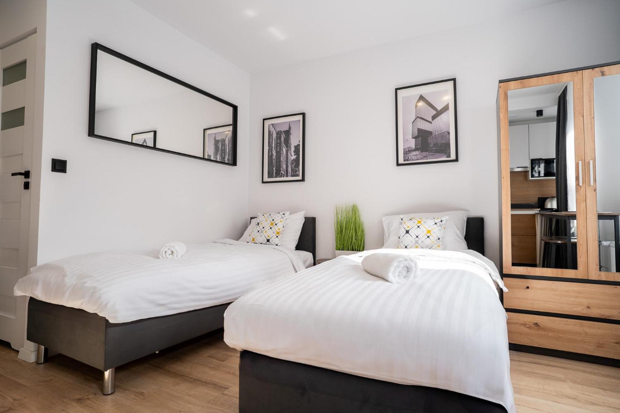 Hotel apartamentowy Flow - Swietego Pawla 10 *